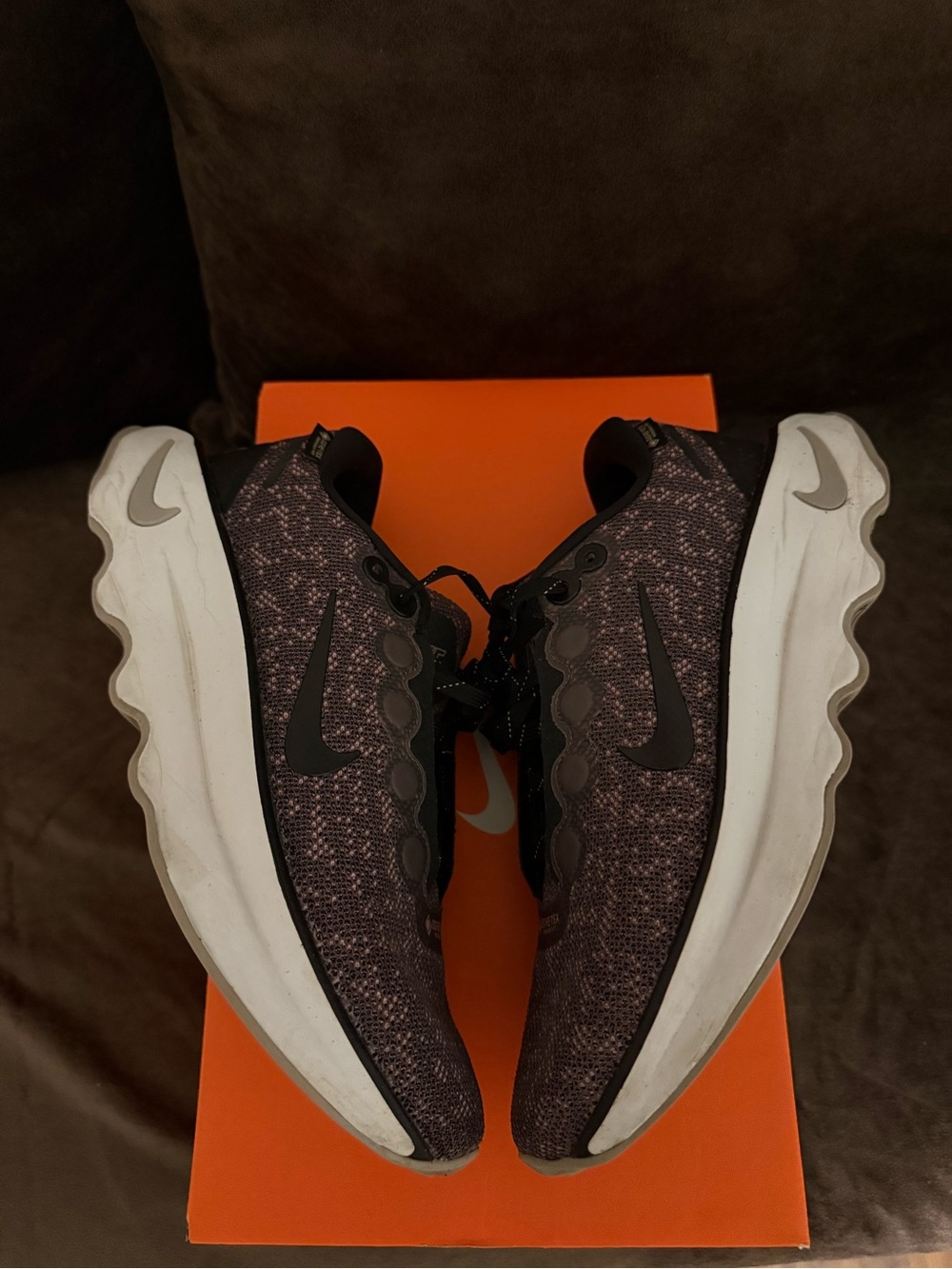 Women’s GORE-TEX waterproof sneakers